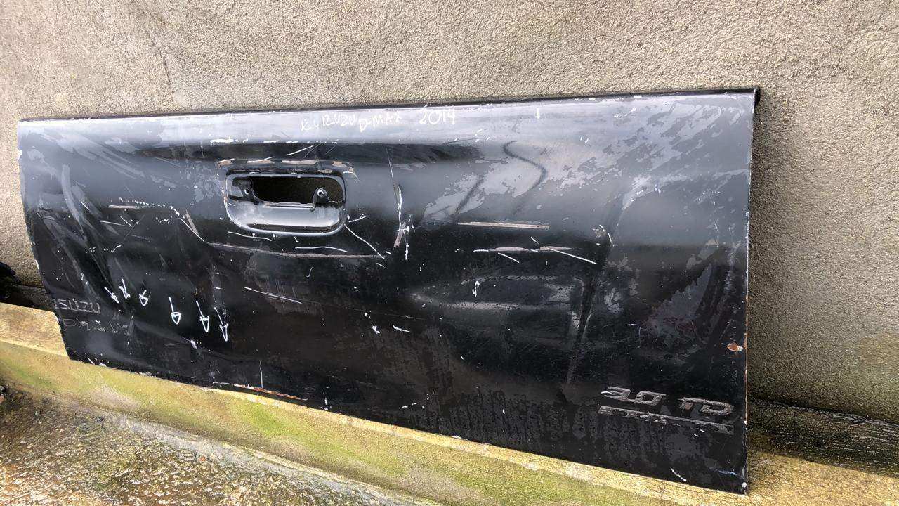 Baul compuerta Isuzu dmax 2012 2016 - Grupo Revisa