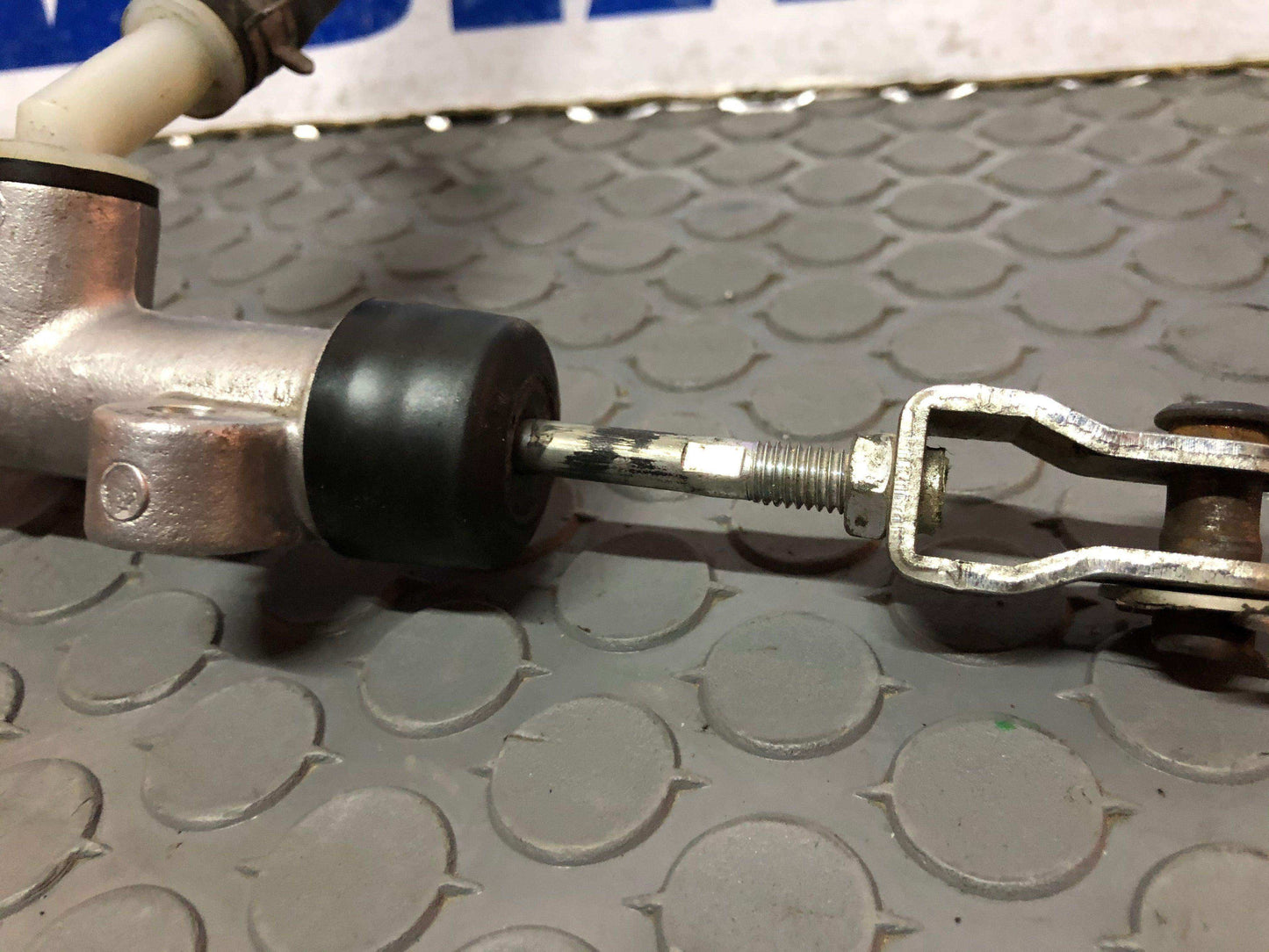 Bomba central de clutch kia k2700 k3000 k2500 2004 2016 - Grupo Revisa