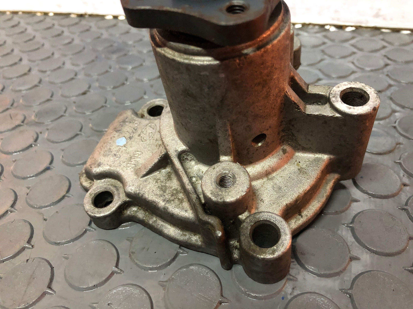 Bomba de agua Hyundai Elantra Tucson 1995 1998 1.8l (p7721-2) - Grupo Revisa