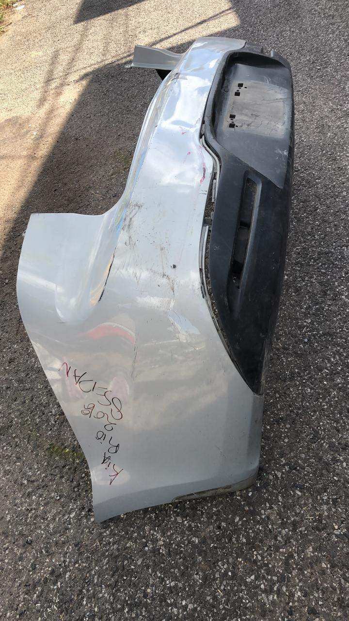 Bumper trasero Kia Rio Sedán 2012-2016 - Grupo Revisa