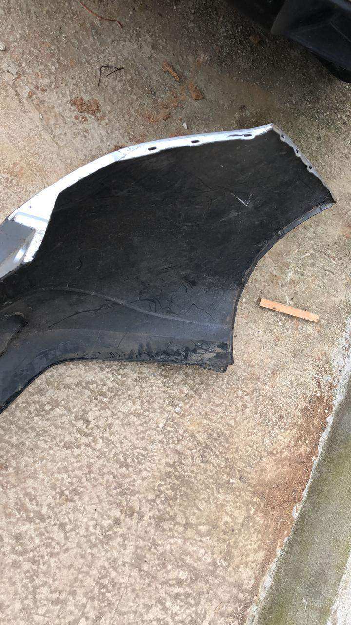 Bumper trasero mazda 3 sedan 2004 2009 - Grupo Revisa