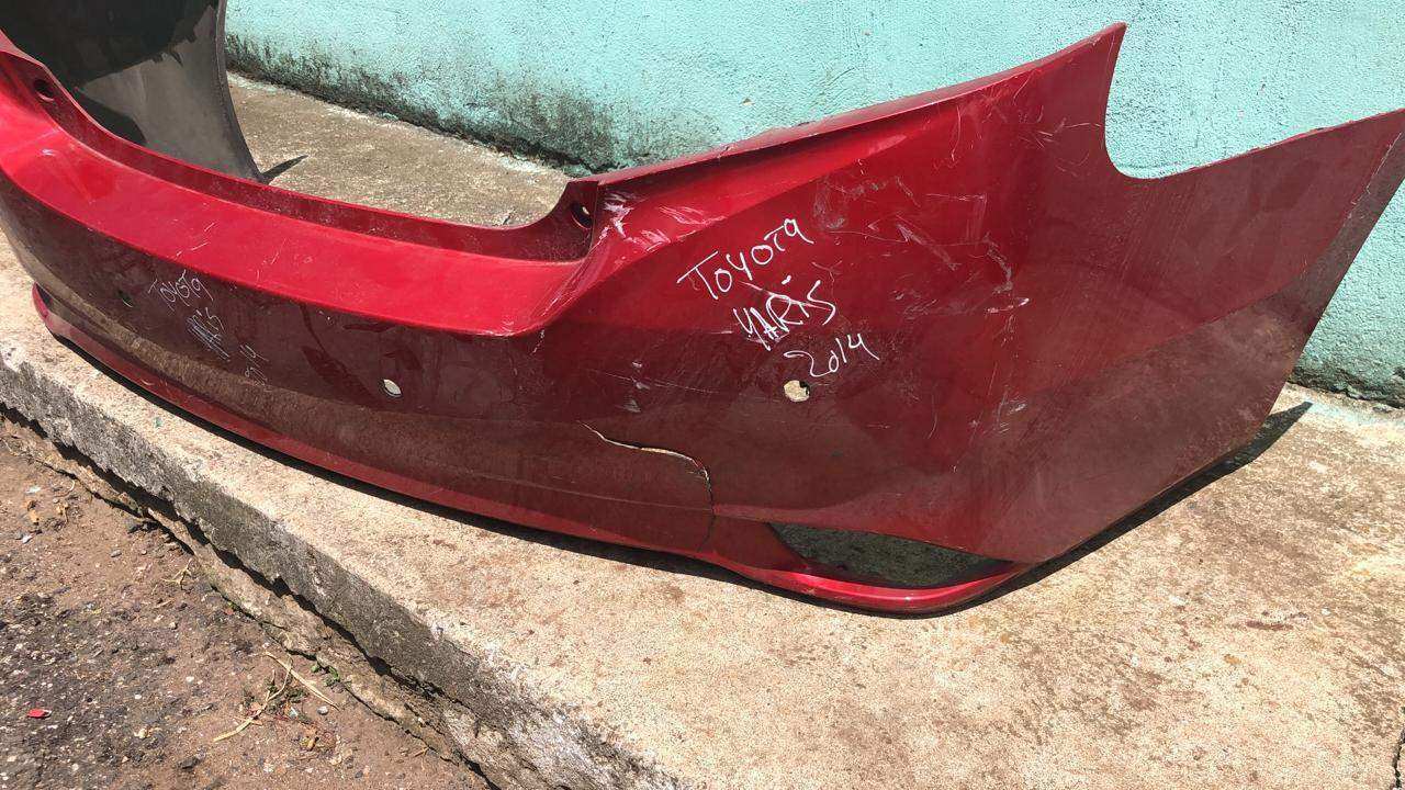 Bumper trasero Toyota Yaris 2014-2017 Sedán Agencia - Grupo Revisa