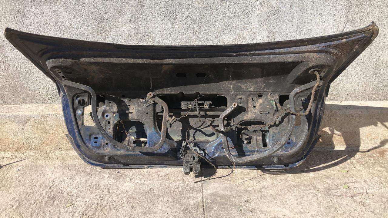 Compuerta baul Volkswagen jetta 2011 2014 (5C6-827-025-A) - Grupo Revisa