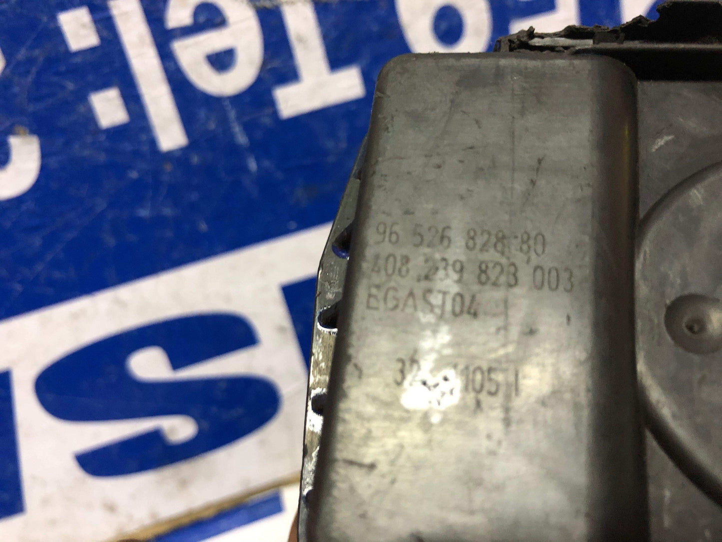 Cuerpo de aceleración Peugeot 307 407 / Citroen c5 c3 2002 2008 2.0 ( 96 526 828 80 ) - Grupo Revisa