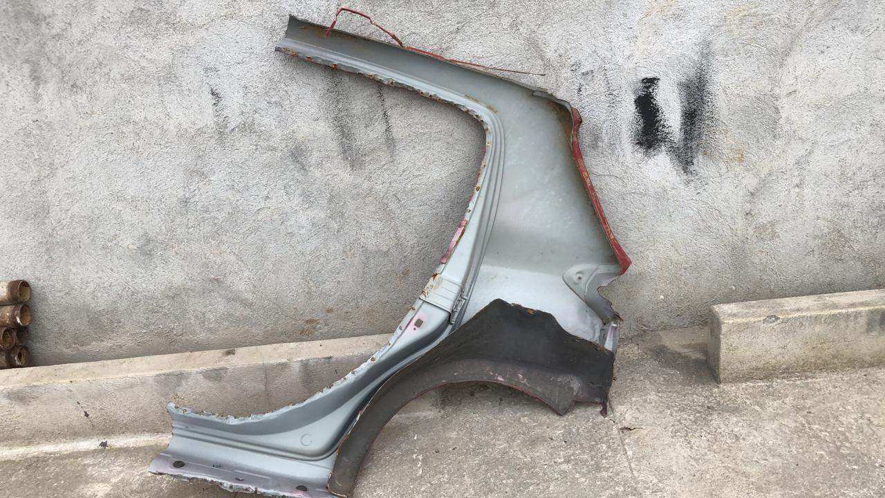 Faldon derecho Mitsubishi mirage hatchback 2014 2019 - Grupo Revisa