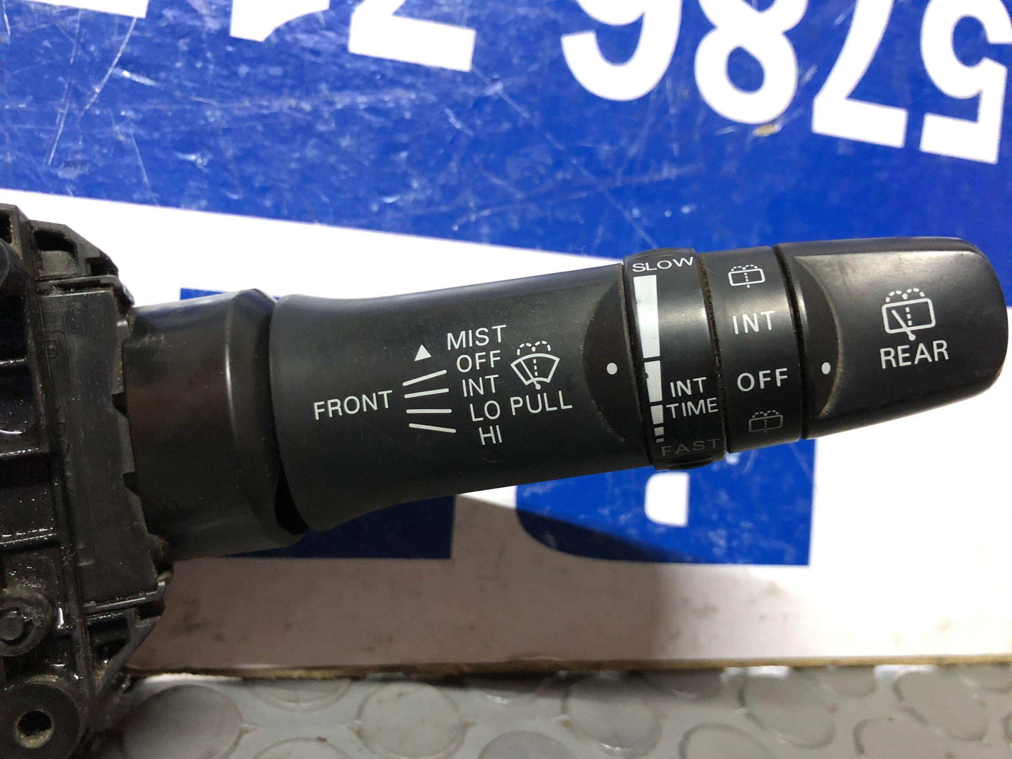 Mando de limpiaparabrisas Mitsubishi mirage 2014 2020 (8617a038) - Grupo Revisa