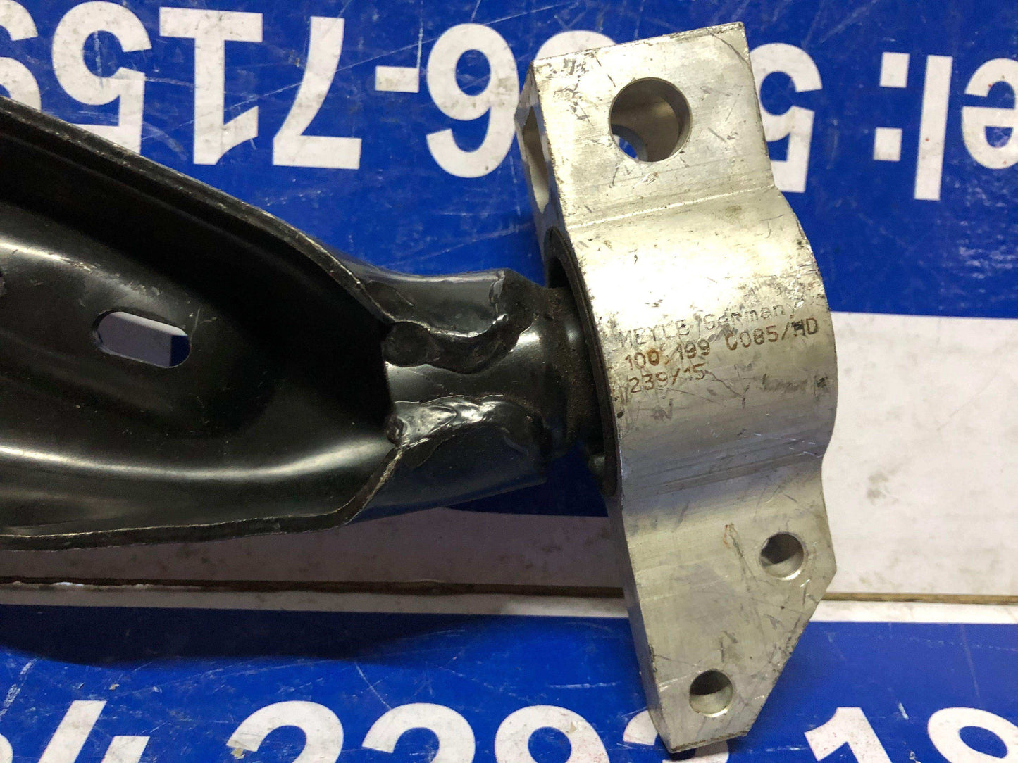 Muleta delantera derecha Audi A3 / Volkswagen Jetta golf 2005 2010 - Grupo Revisa