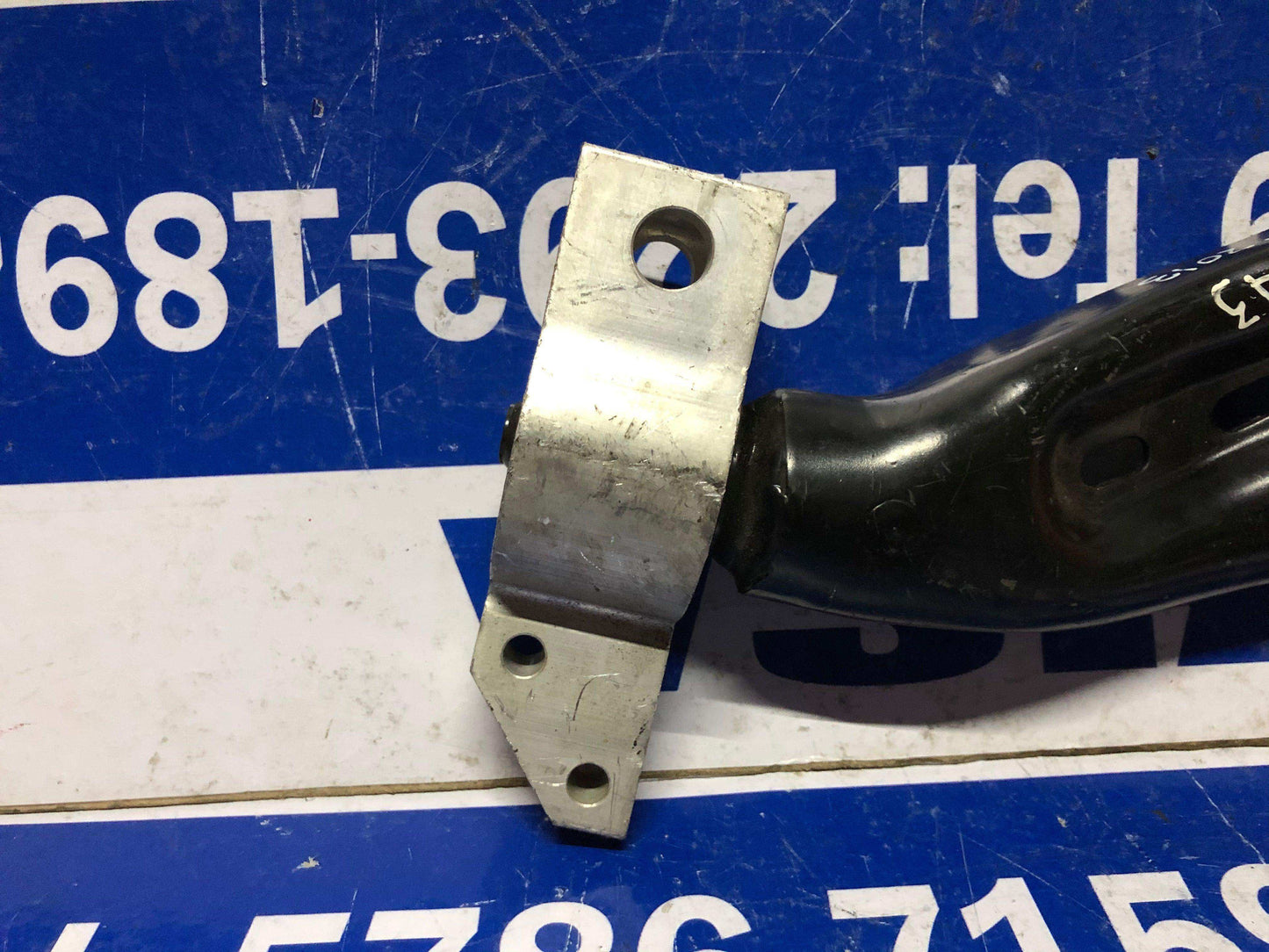 Muleta delantera derecha Audi A3 / Volkswagen Jetta golf 2005 2010 - Grupo Revisa