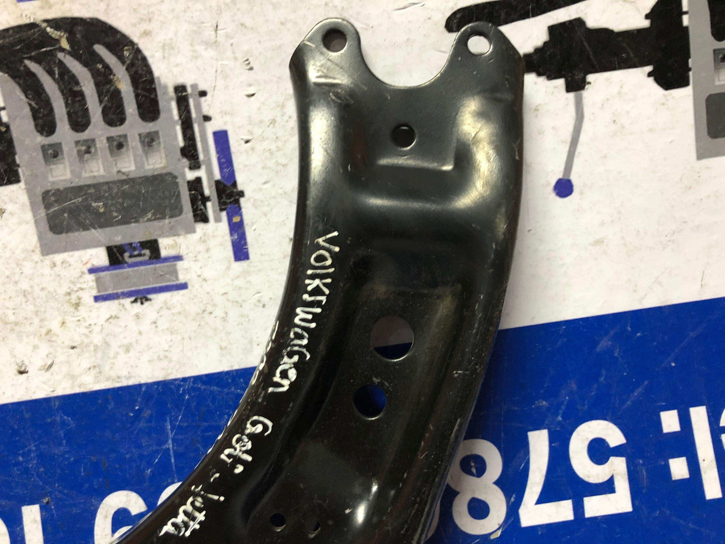Muleta delantera derecha Audi A3 / Volkswagen Jetta golf 2005 2010 - Grupo Revisa