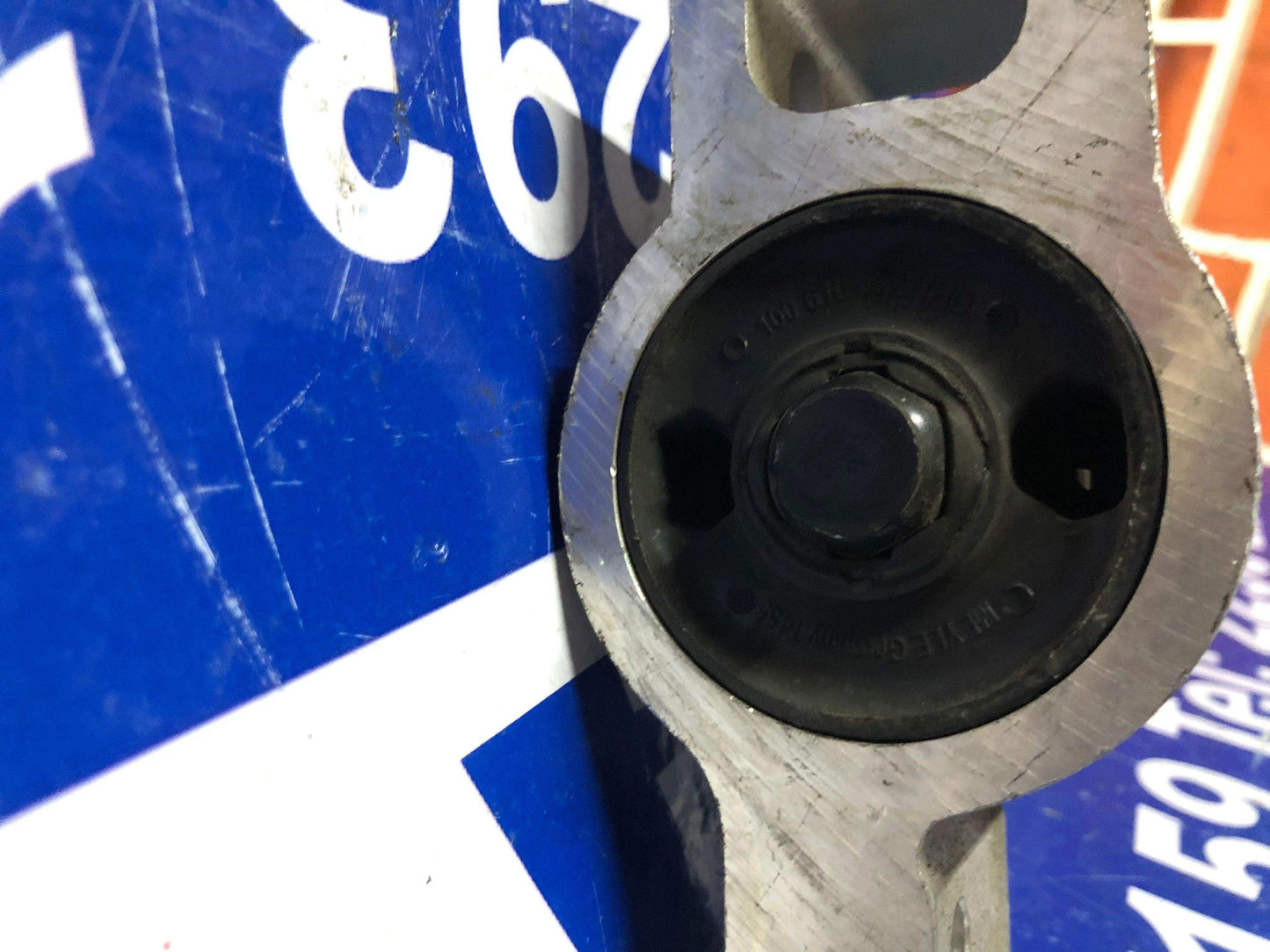 Muleta delantera derecha Audi A3 / Volkswagen Jetta golf 2005 2010 - Grupo Revisa