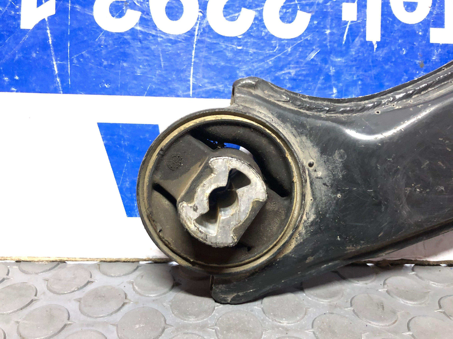 Muleta delantera izquierda Fiat punto 2004 2012 - Grupo Revisa