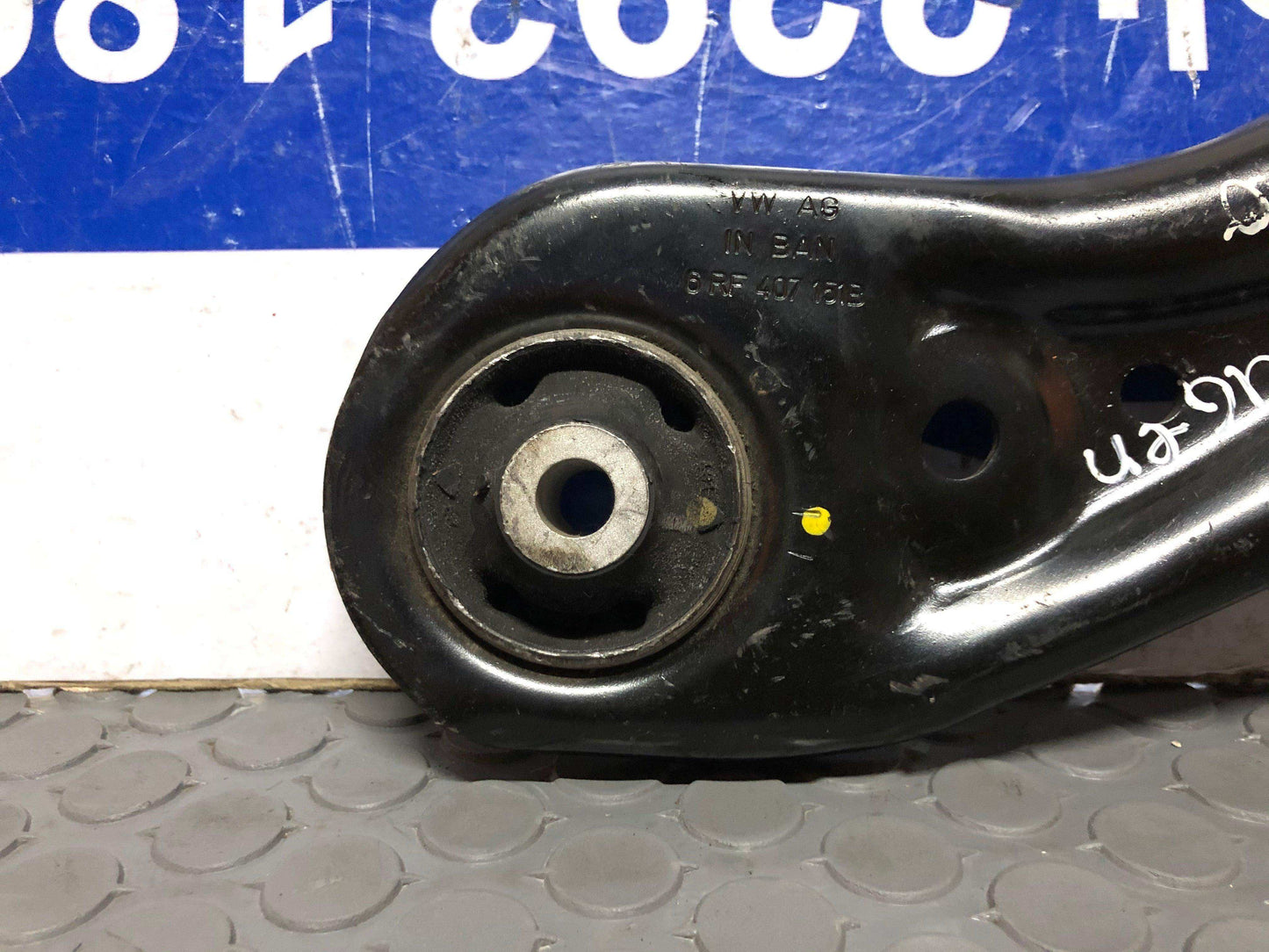 Muleta delantera izquierda Volkswagen polo 2014 2018 (6rf 407 151 b) - Grupo Revisa