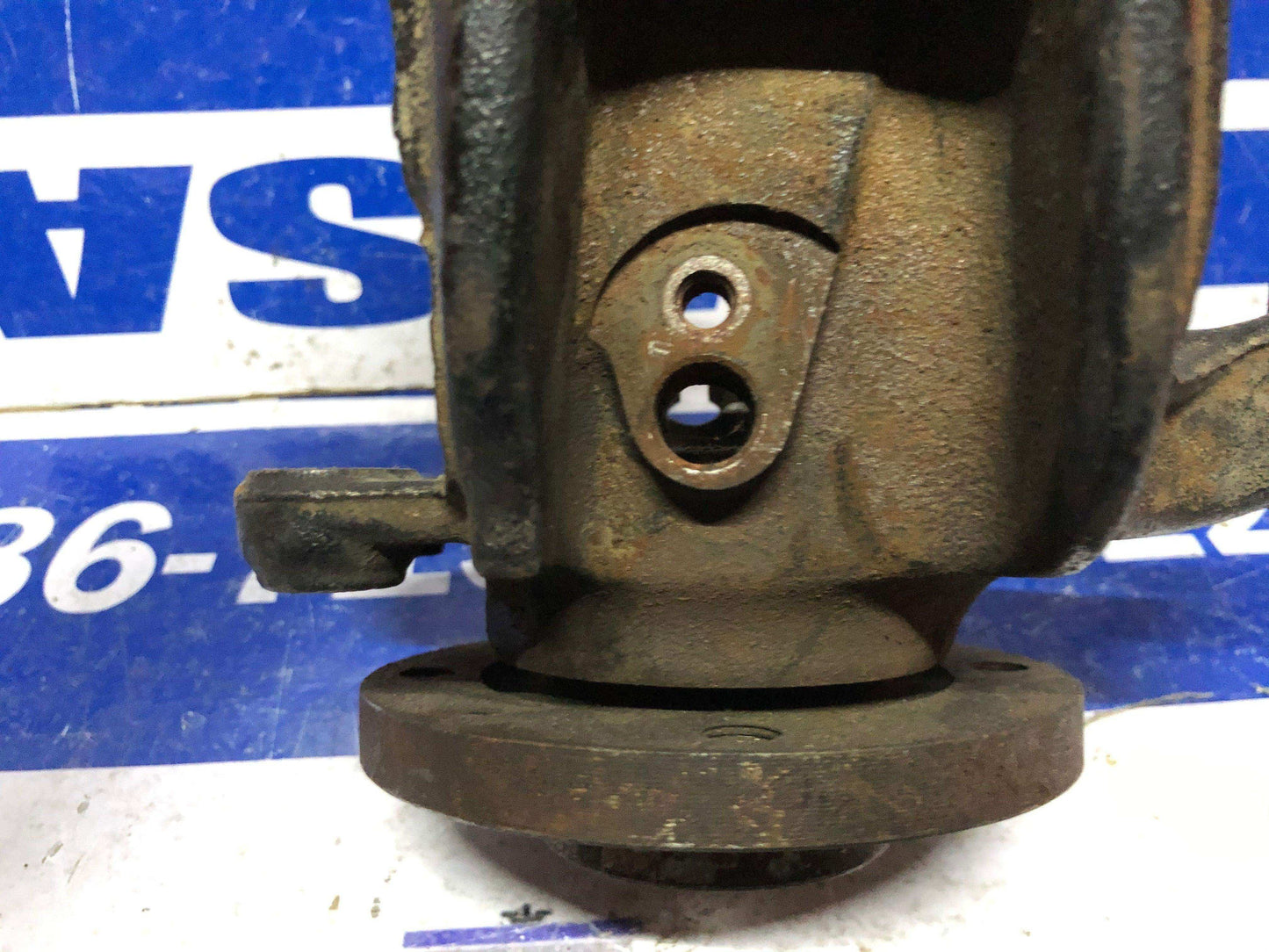 Muñón delantero derecho izquierdo Peugeot 207 premier 2008 2015 - Grupo Revisa