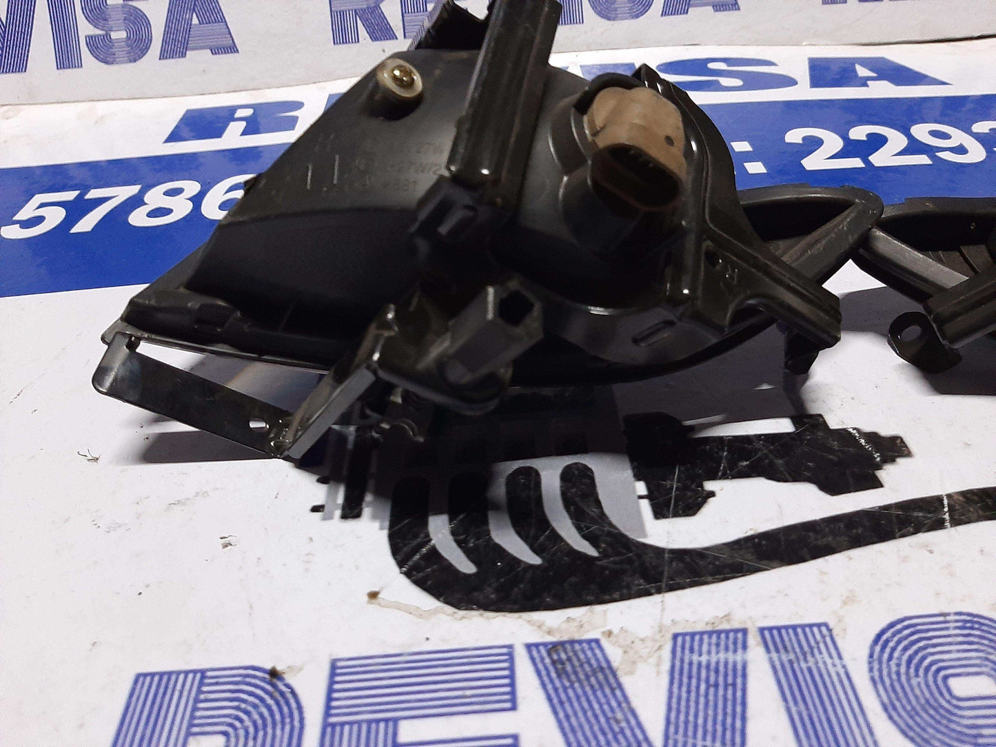 Neblineras Hyundai Sonata 2006-2008 (92202-3k0) - Grupo Revisa