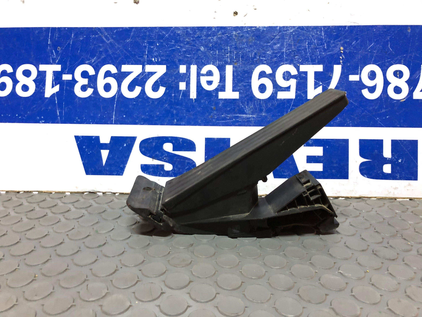 Pedal de aceleración bmw 328i 2006 2011 (3542 6789998 01) - Grupo Revisa