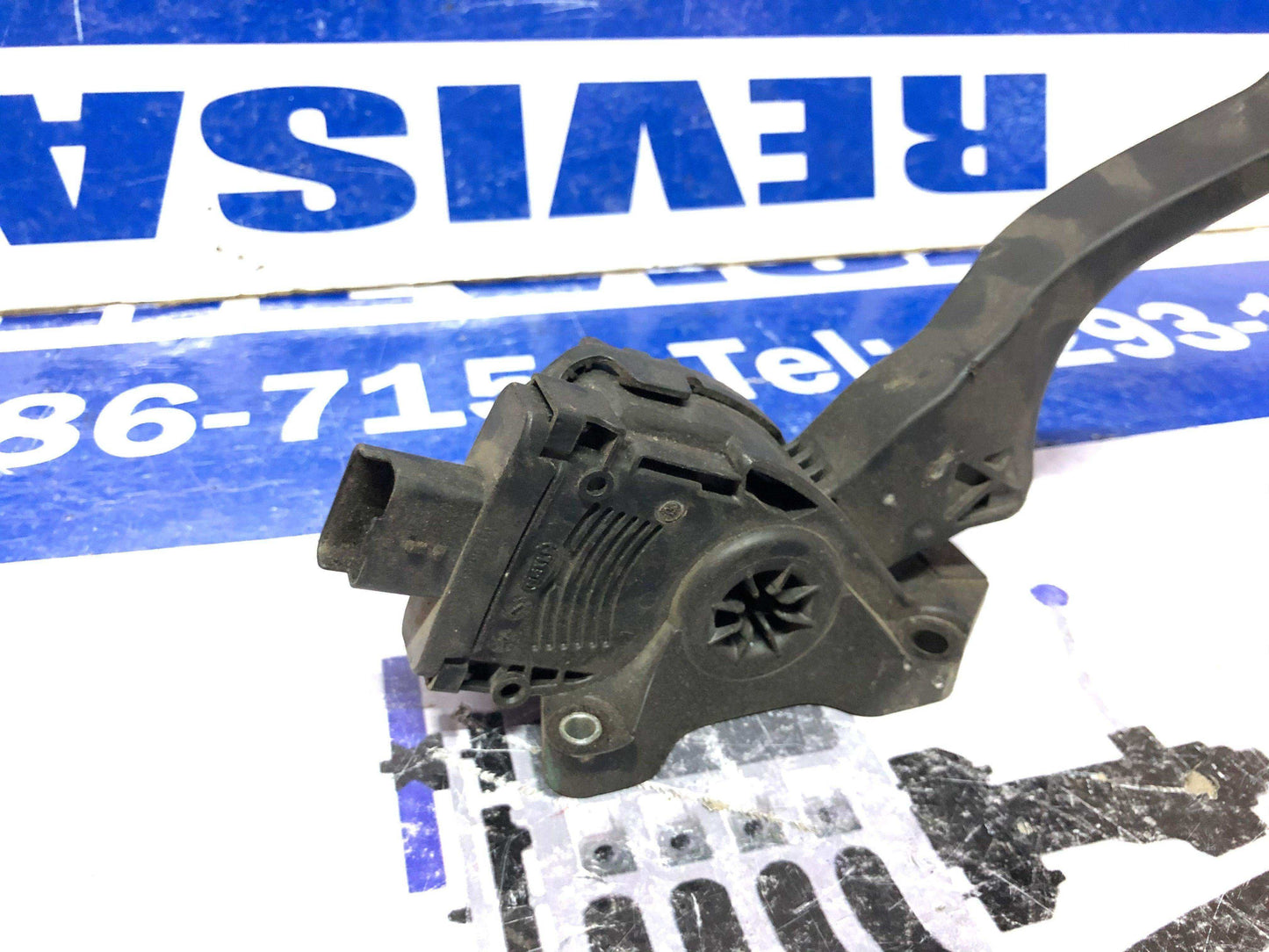 Pedal de aceleración Peugeot 308 2007 2013 ( 96 81 5303 80 00 ) - Grupo Revisa