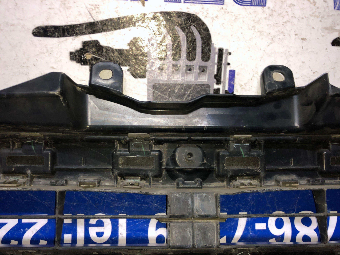 Persiana frontal Toyota hiace 2008 2018 ( 53111-26510 ) TECHO BAJO - Grupo Revisa
