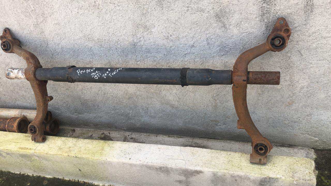 Puente trasero Peugeot 206 2002 2007 - Grupo Revisa
