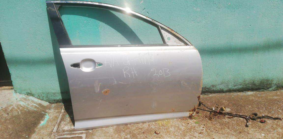 Puerta delantera derecha Kia Óptima 2012-2015 - Grupo Revisa