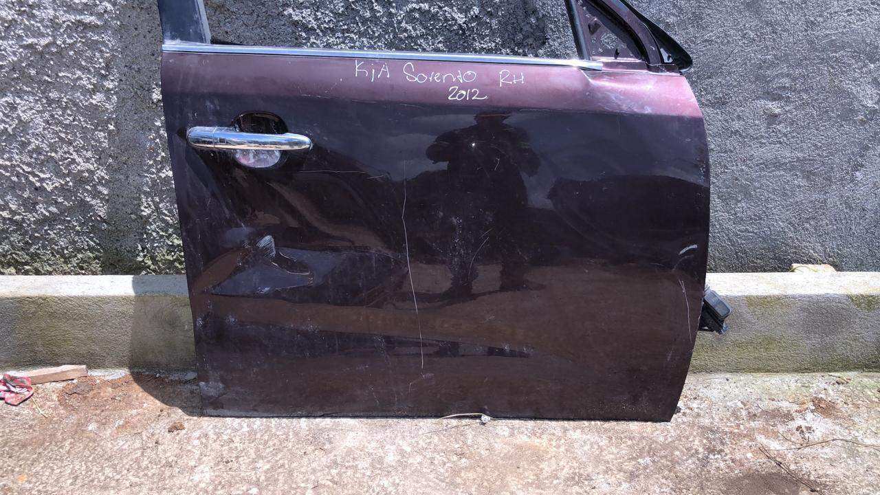 Puerta delantera derecha kia sorento 2010 2015 - Grupo Revisa