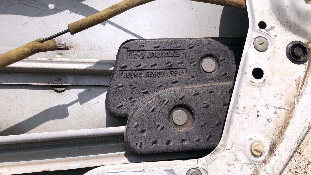 Puerta delantera derecha mazda 3 2010 2013 - Grupo Revisa