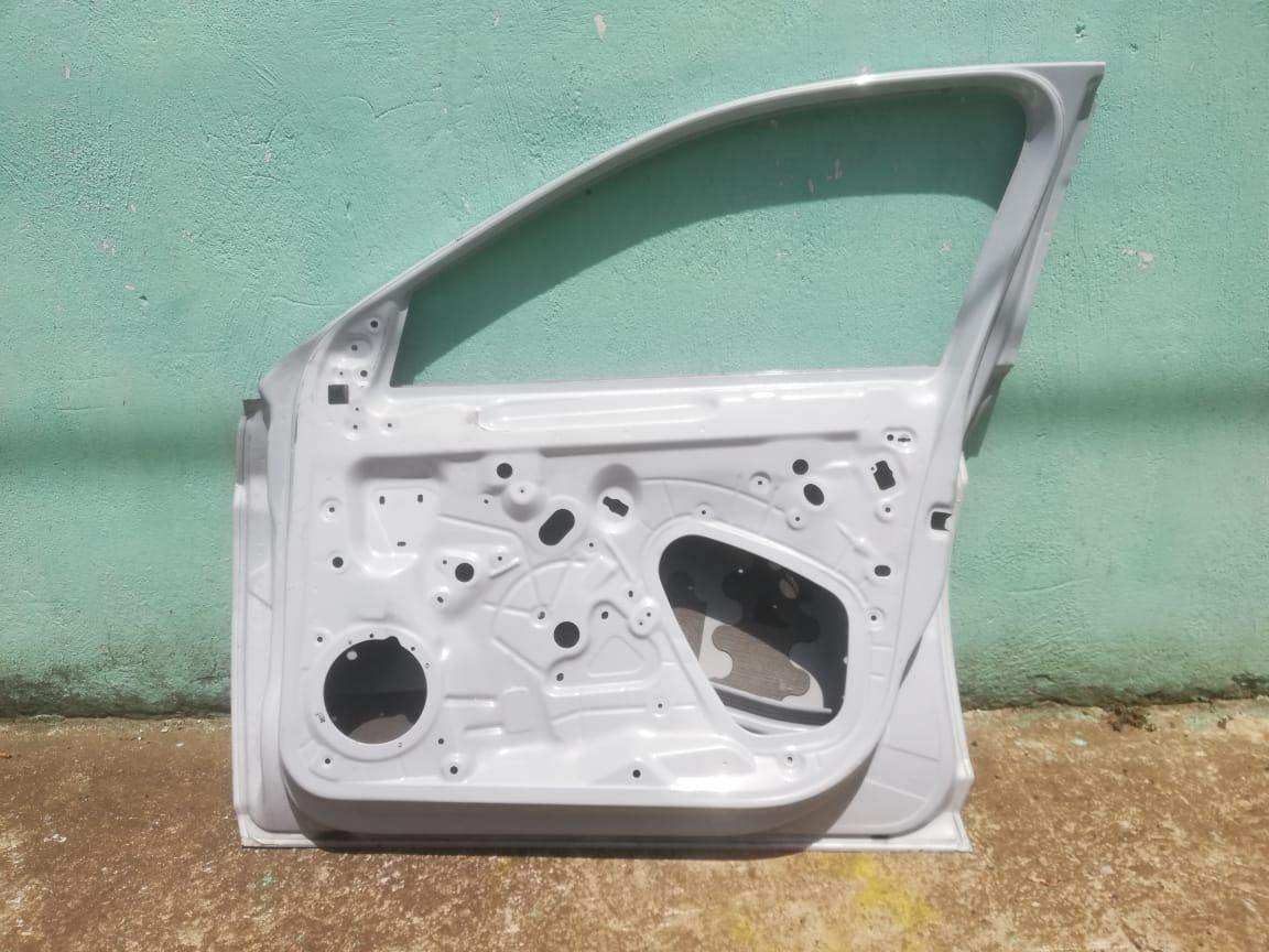 Puerta delantera derecha Volkswagen jetta 2019 2020 - Grupo Revisa