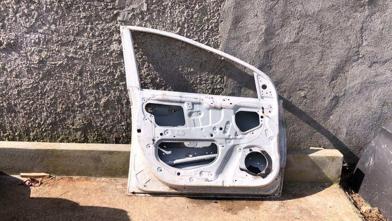 Puerta delantera izquierda Hyundai grand i10 2014 2020 - Grupo Revisa