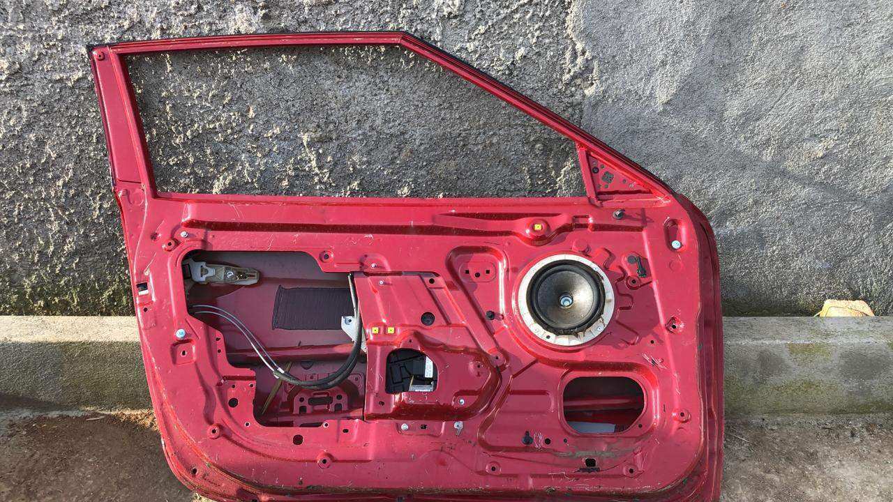 Puerta delantera izquierda Hyundai veloster 2012 2017 - Grupo Revisa
