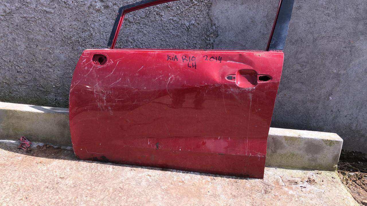 Puerta delantera izquierda kia rio 2012 2016 - Grupo Revisa