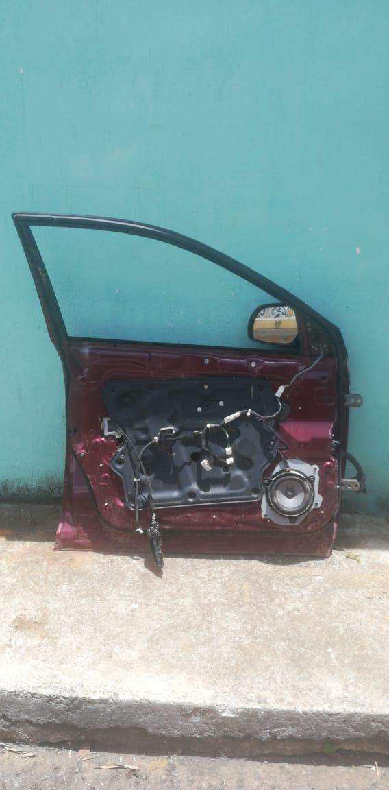 Puerta delantera izquierda Nissan Murano 2002-2008 - Grupo Revisa