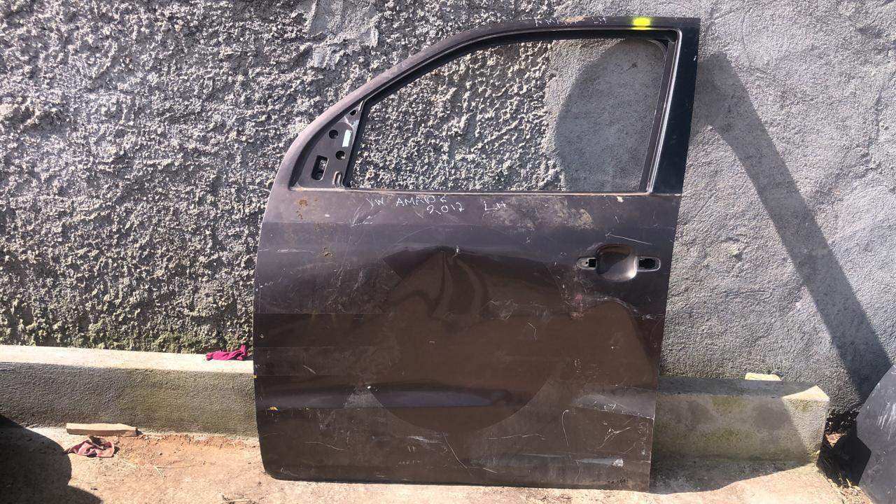 Puerta delantera izquierda Volkswagen amarok 2012 2020 - Grupo Revisa