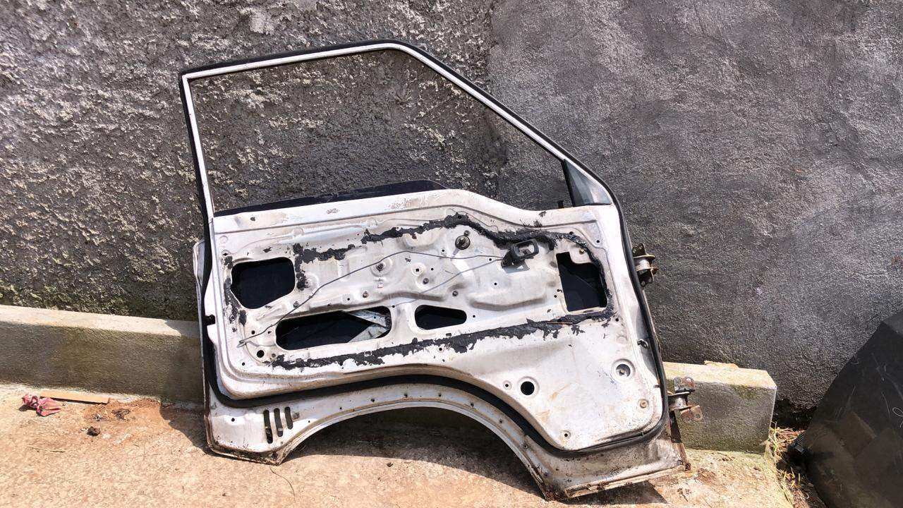 Puerta izquierda Hyundai h100 panel 1998 2003 - Grupo Revisa