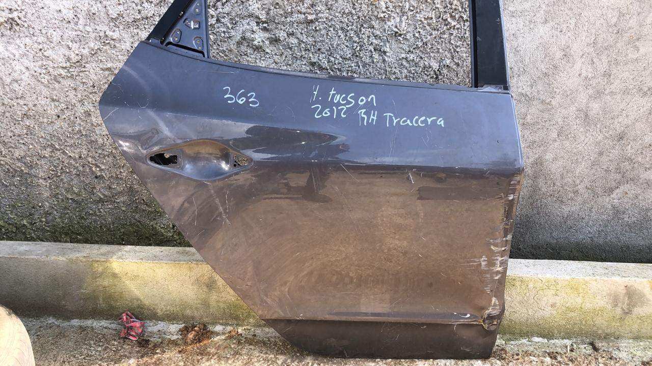 Puerta trasera derecha Hyundai tucson 2012 2015 - Grupo Revisa