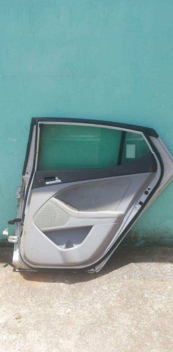 Puerta trasera derecha Kia Optima 2012-2015 - Grupo Revisa