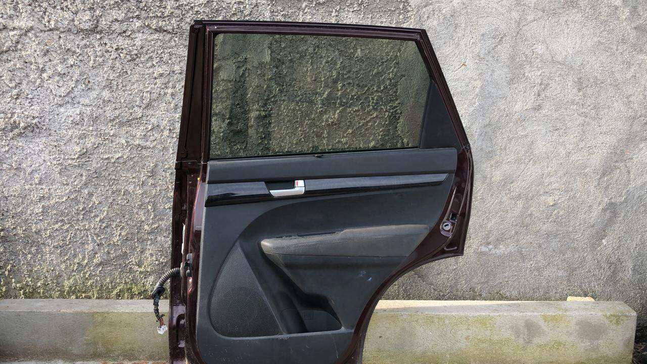 Puerta trasera derecha kia sorento 2010 2015 - Grupo Revisa