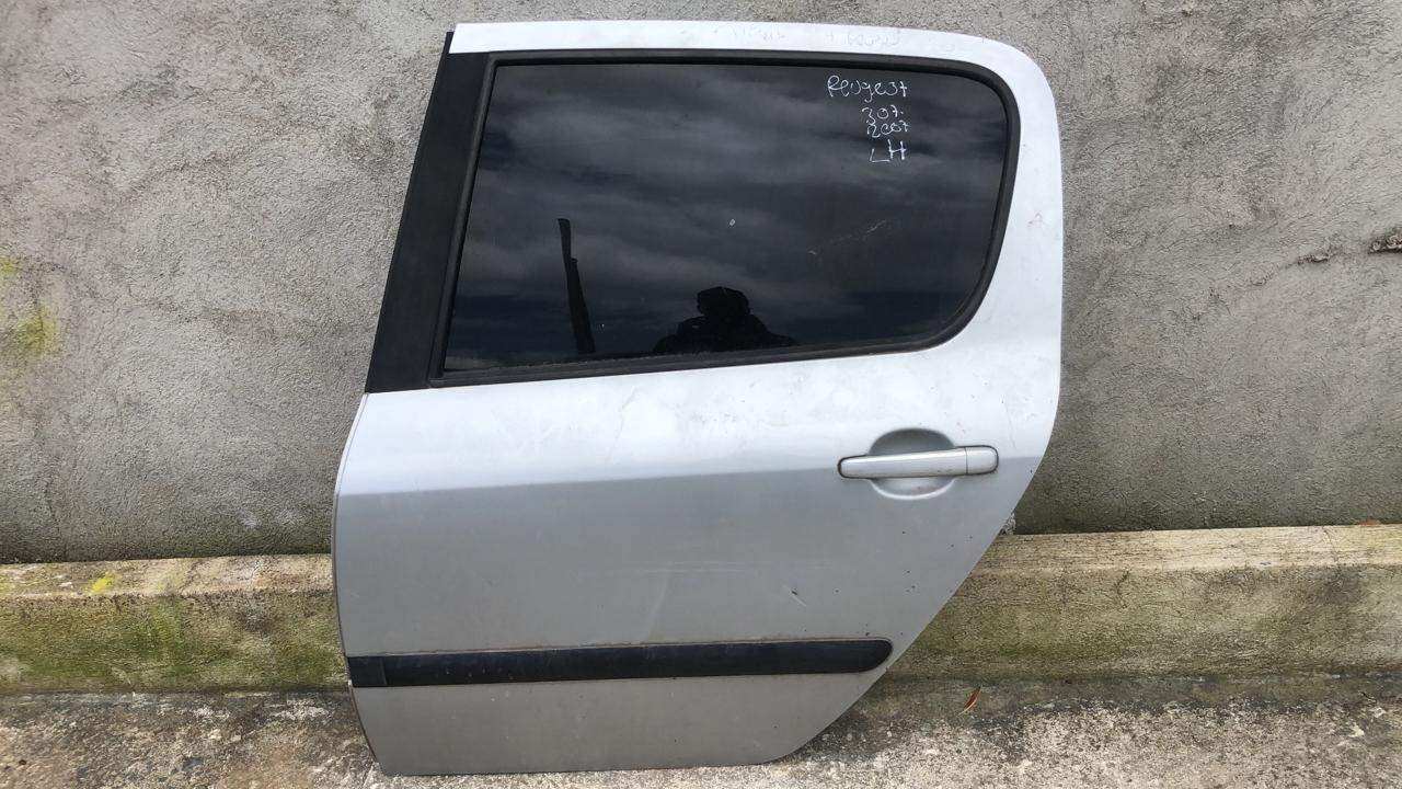 Puerta trasera izquierda peugeot 307 2002 2006 - Grupo Revisa