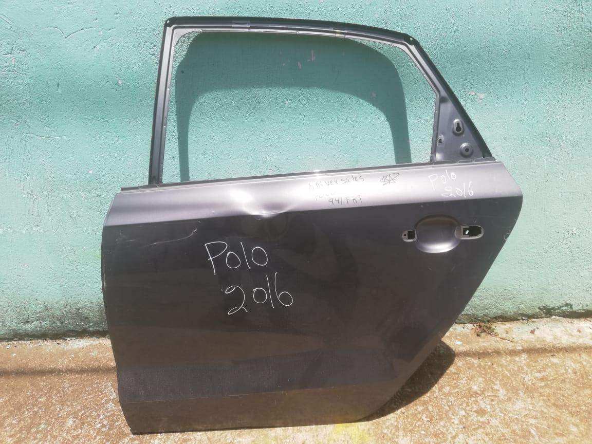 Puerta trasera izquierda Volkswagen polo sedan 2012 2017 - Grupo Revisa