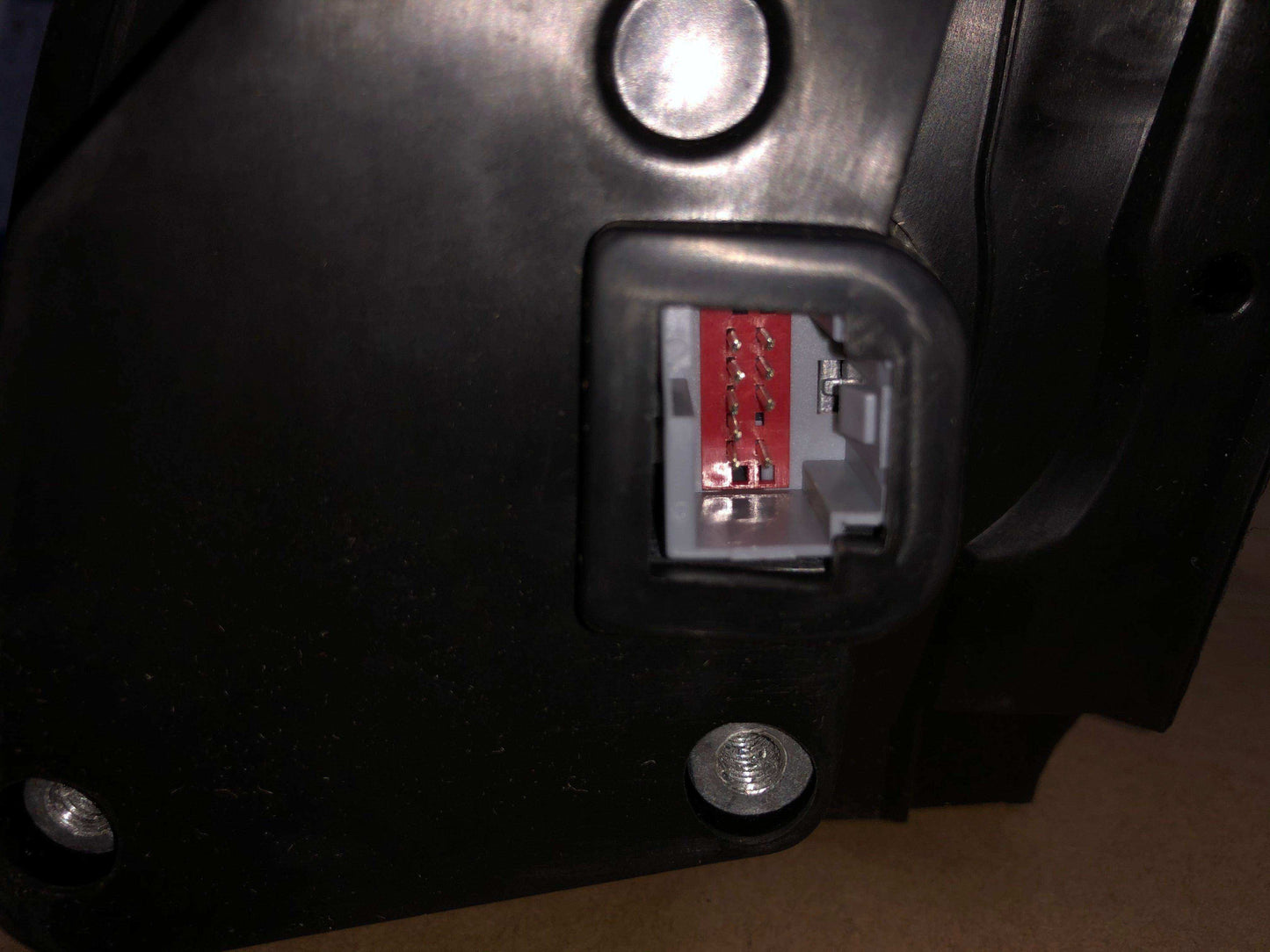 Retrovisor derecho Ford ranger 2012 2020 (9 espigas) - Grupo Revisa