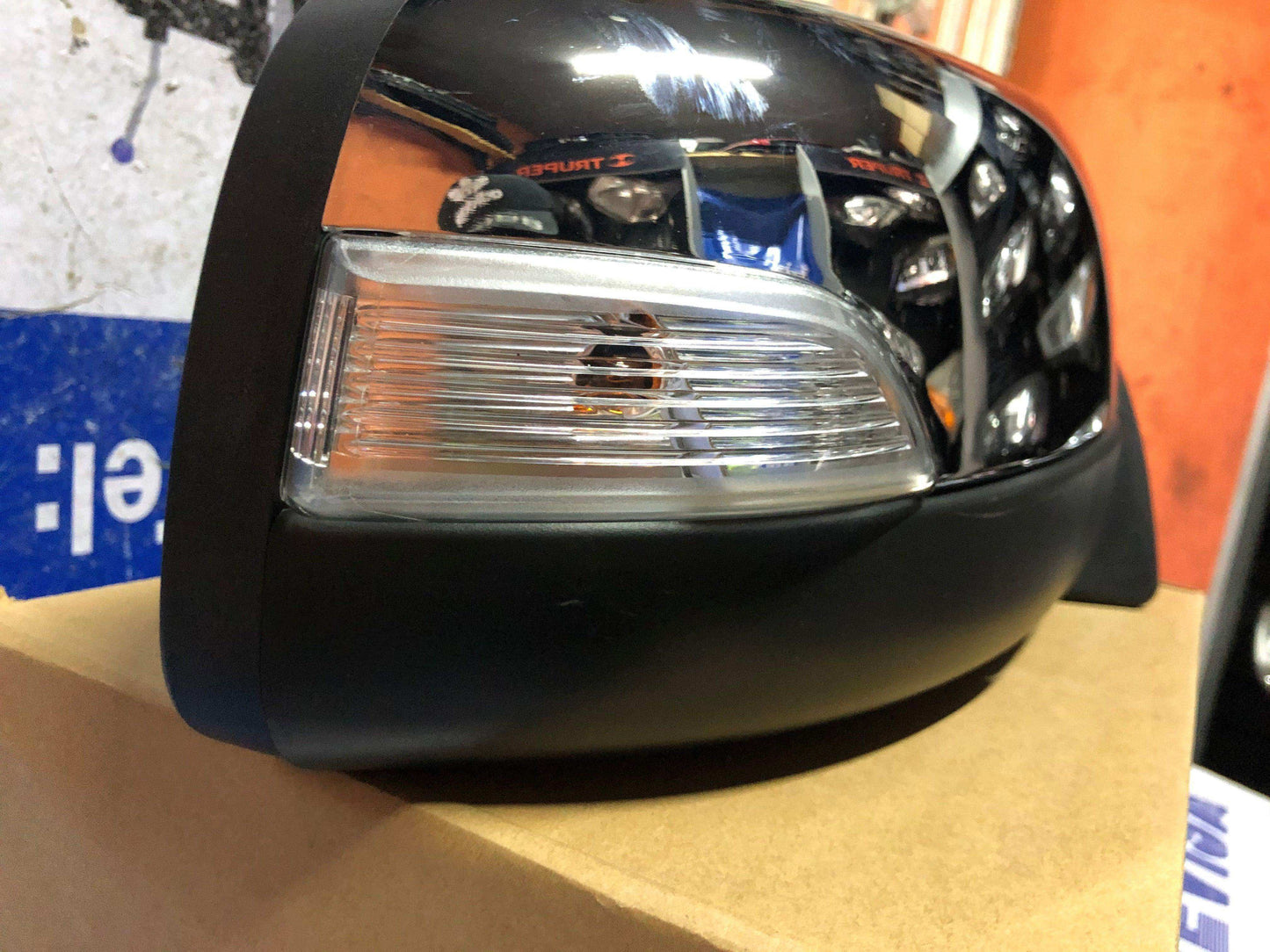 Retrovisor derecho Ford ranger 2012 2020 (9 espigas) - Grupo Revisa