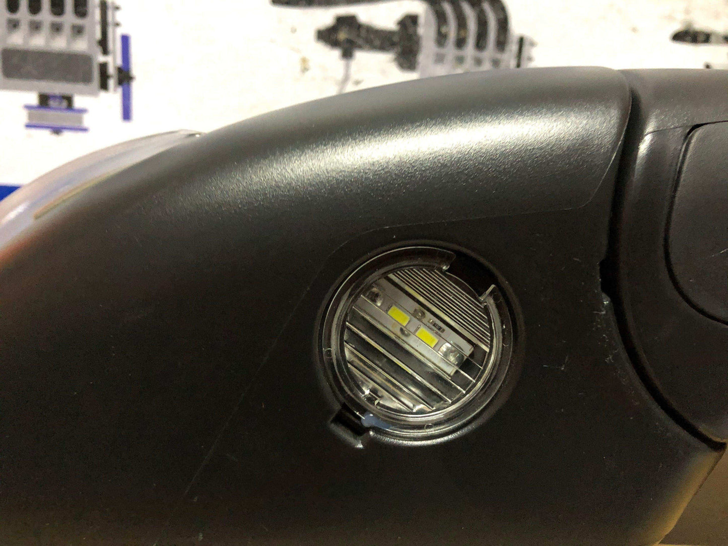 Retrovisor derecho Ford ranger 2012 2020 (9 espigas) - Grupo Revisa