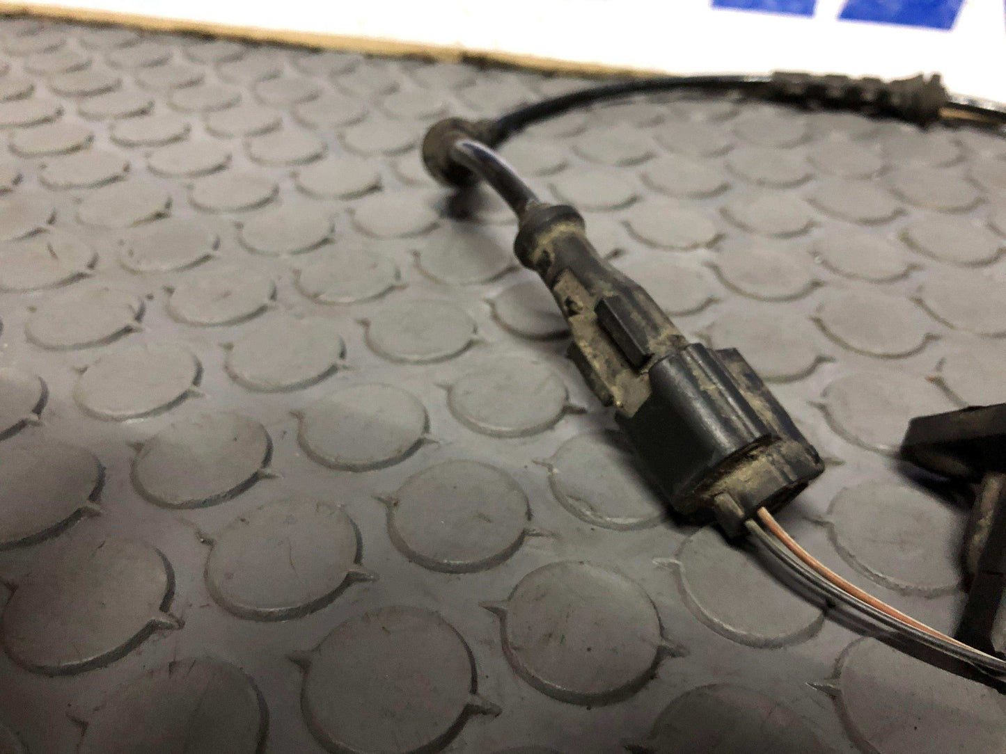 Sensor de Abs delantero derecho izquierdo Renault duster 2011 2019 (479505873r) - Grupo Revisa