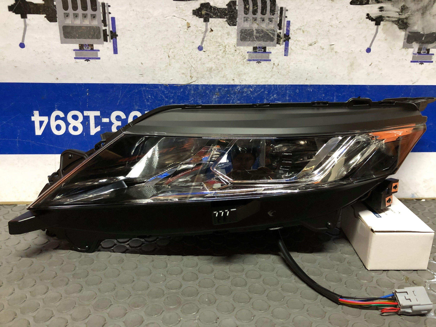 Silvin derecho izquierdo Mitsubishi l200 2019 2022 no led - Grupo Revisa