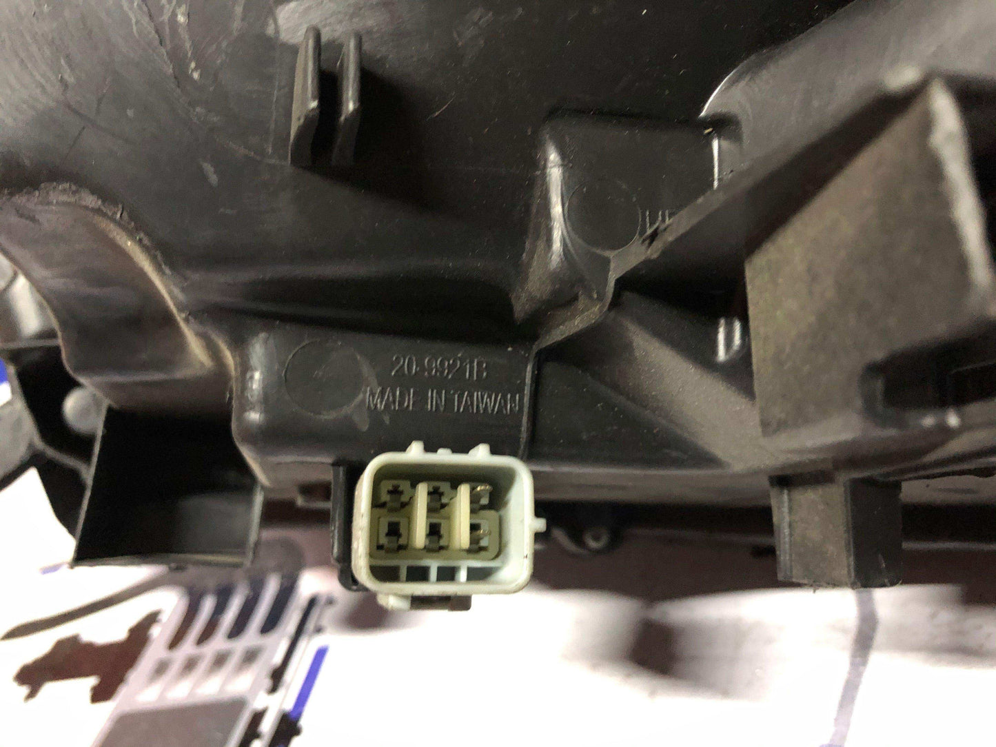 Silvin derecho Toyota Highlander 2017 2019 ( 20-9921-00-1n ) - Grupo Revisa