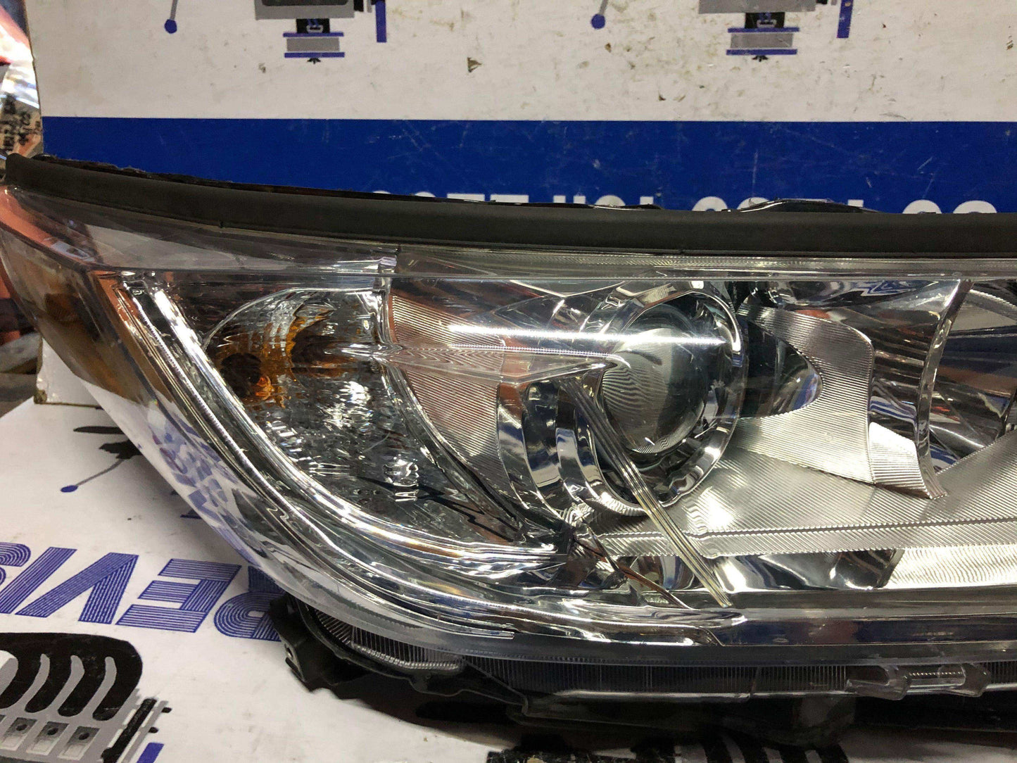 Silvin derecho Toyota Highlander 2017 2019 ( 20-9921-00-1n ) - Grupo Revisa