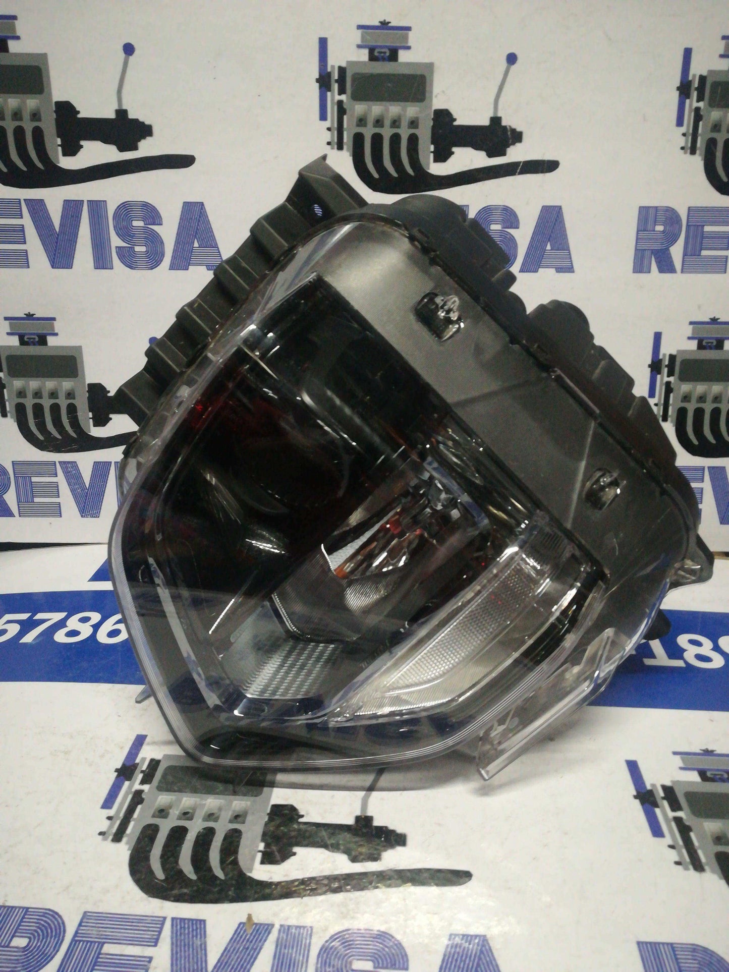 Silvin Hyundai Santa Fe 2020 derecho (92101-S2000) - Grupo Revisa