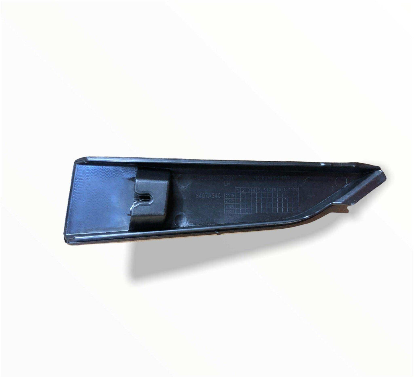 Tapones de bumper delantero Mitsubishi L200 2020 2022 (6407a325ba)(6407a326ba) - Grupo Revisa
