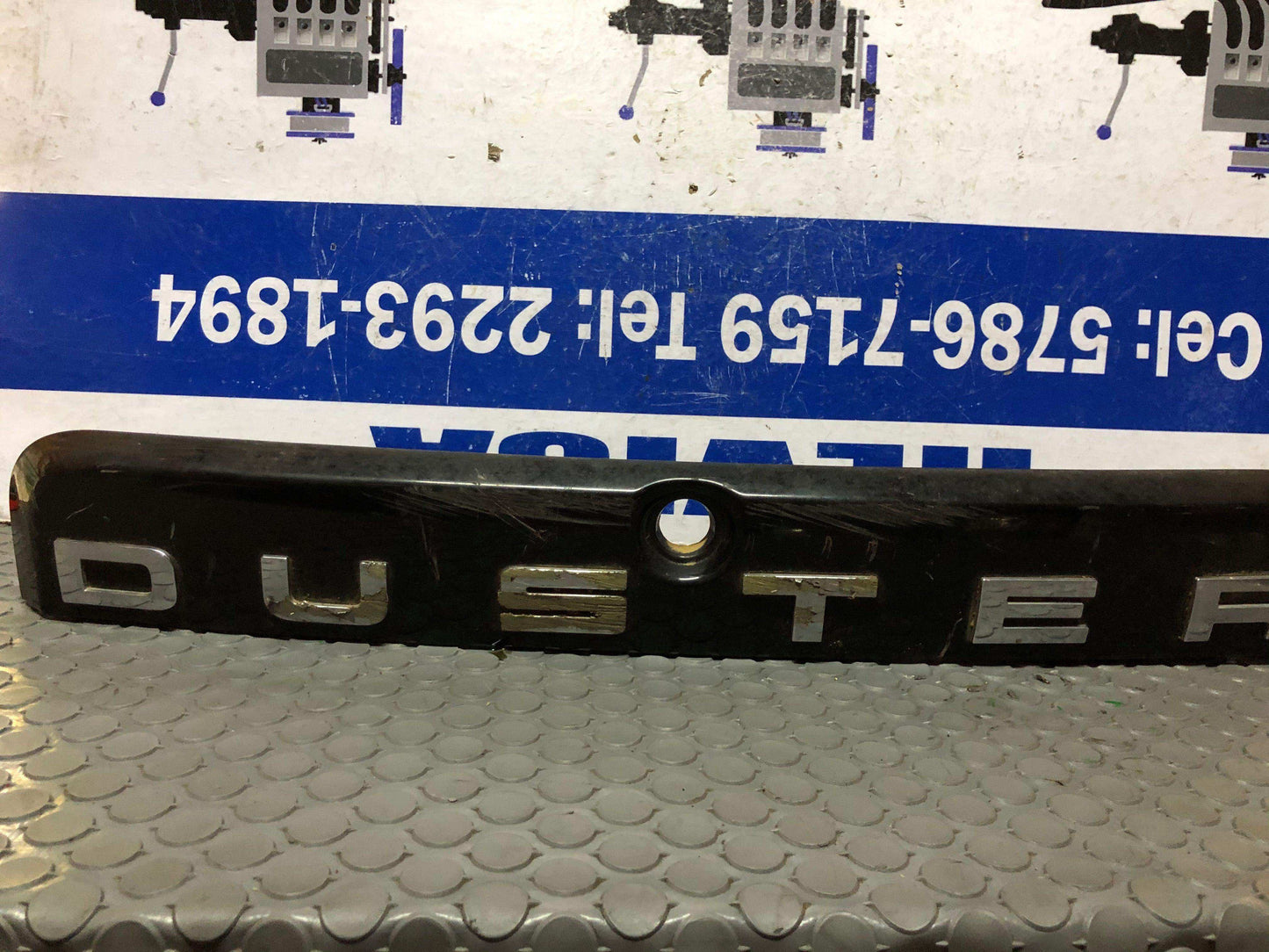 Tolva trasera de baúl Renault duster 2014 2020 (848100815r) - Grupo Revisa
