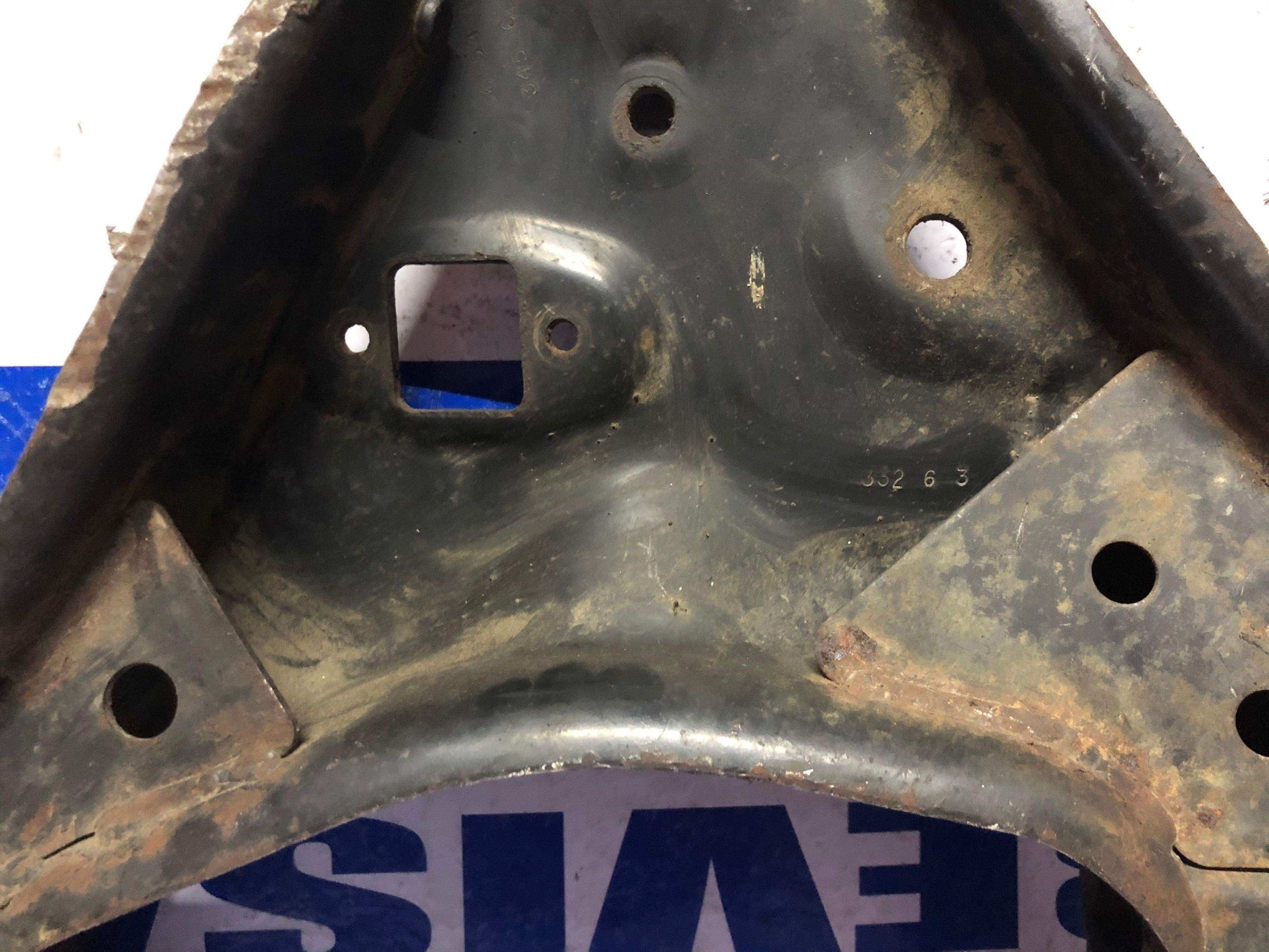 Muleta delantera inferior derecho Ford Explorer ranger 1998 2011 - Grupo Revisa 