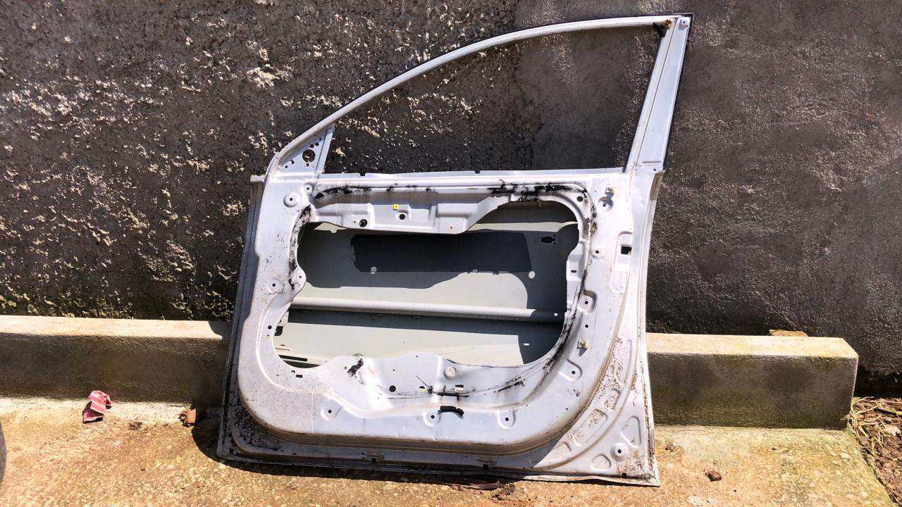 Puerta delantera derecha kia sportage 2011 2015 - Grupo Revisa 