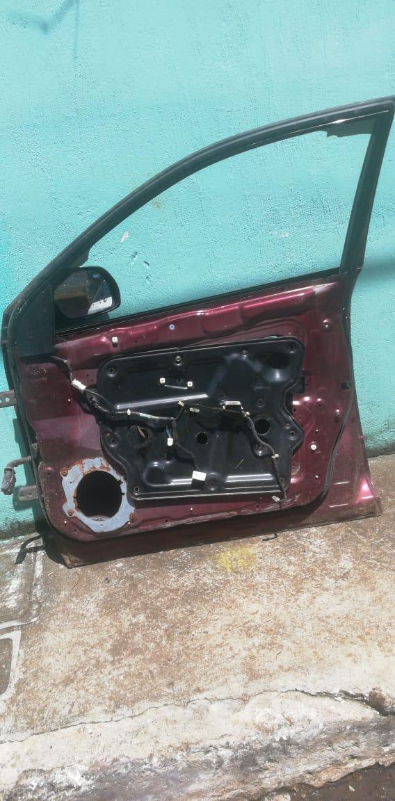 Puerta delantera derecha Nissan Murano 2002-2008 - Grupo Revisa 